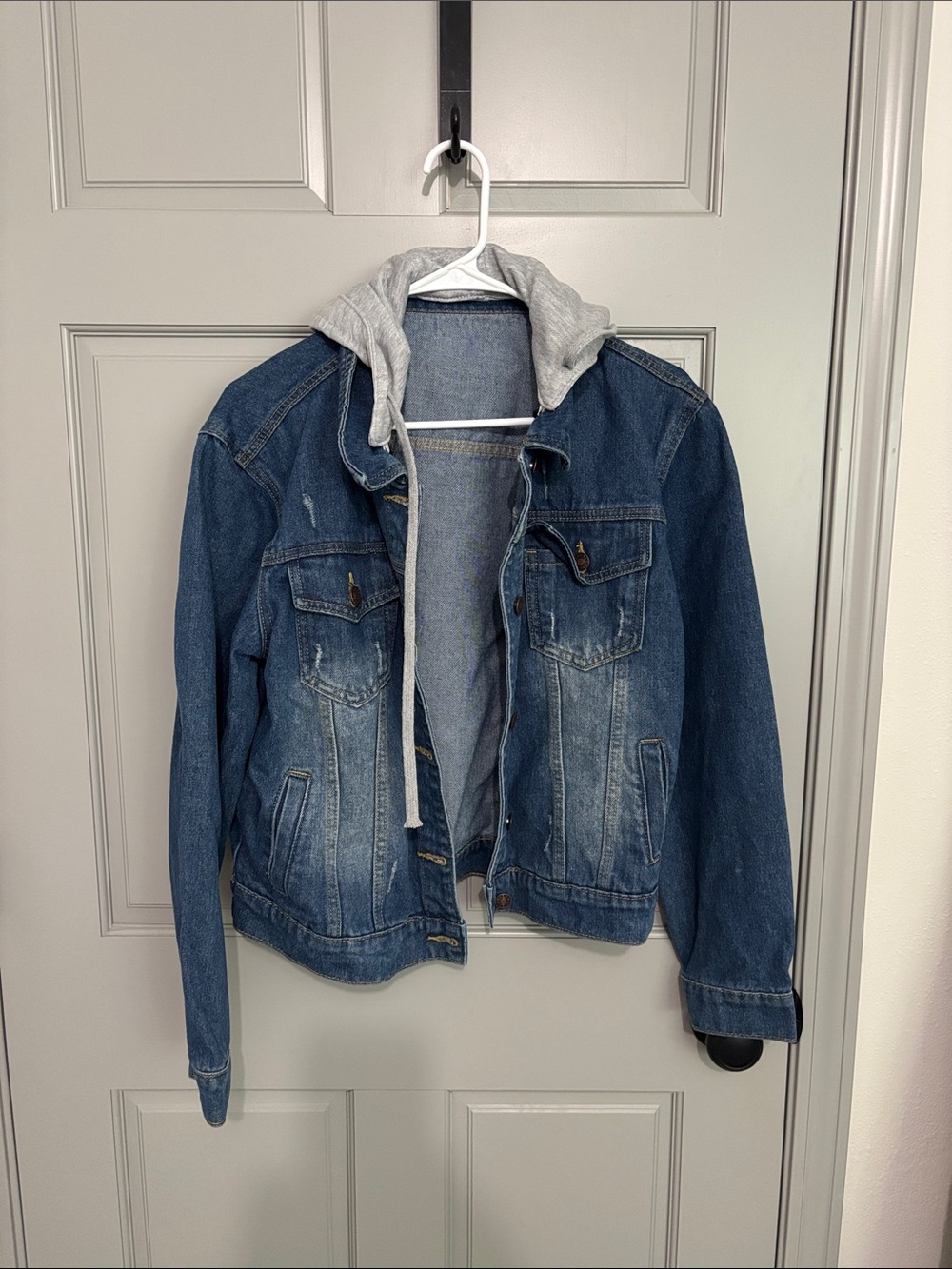 Jean jacket with hood